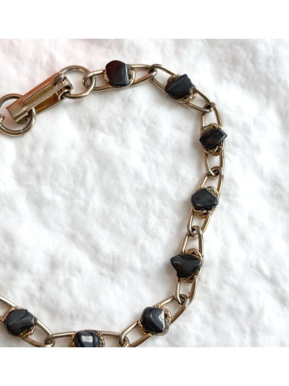 Hematite Gemstone Accented Gold Toned Chainlink 80's Vintage Bracelet